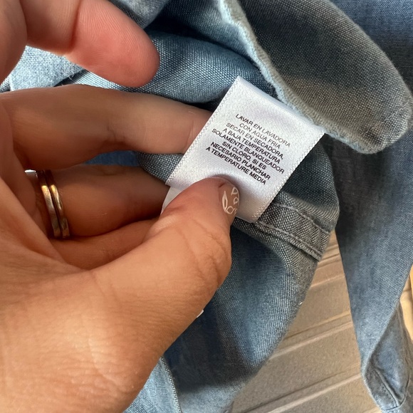 MUNSINGWEAR Penguin Button Down Top - Picture 12 of 12